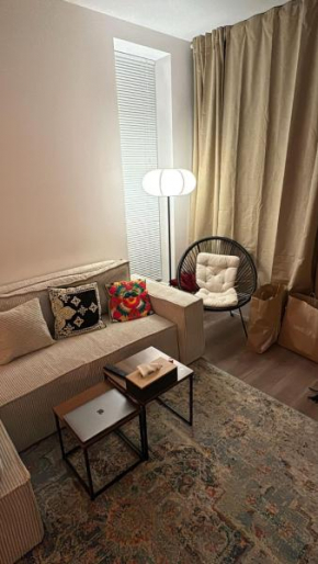 Newly renovated 1 bed room flat